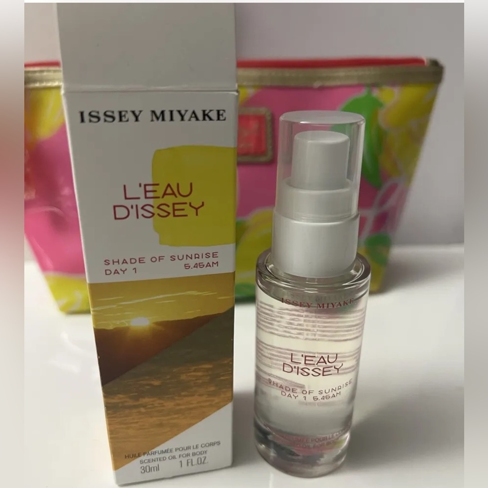Issey Miyake L’Eau D’Issey Shade Of Sunrise Day 1 - 5:45 AM Body Oil
